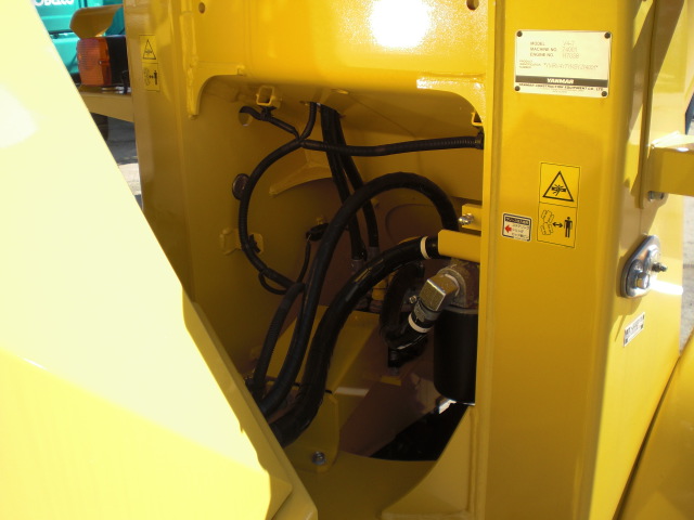 V4-7 74001 15.JPG